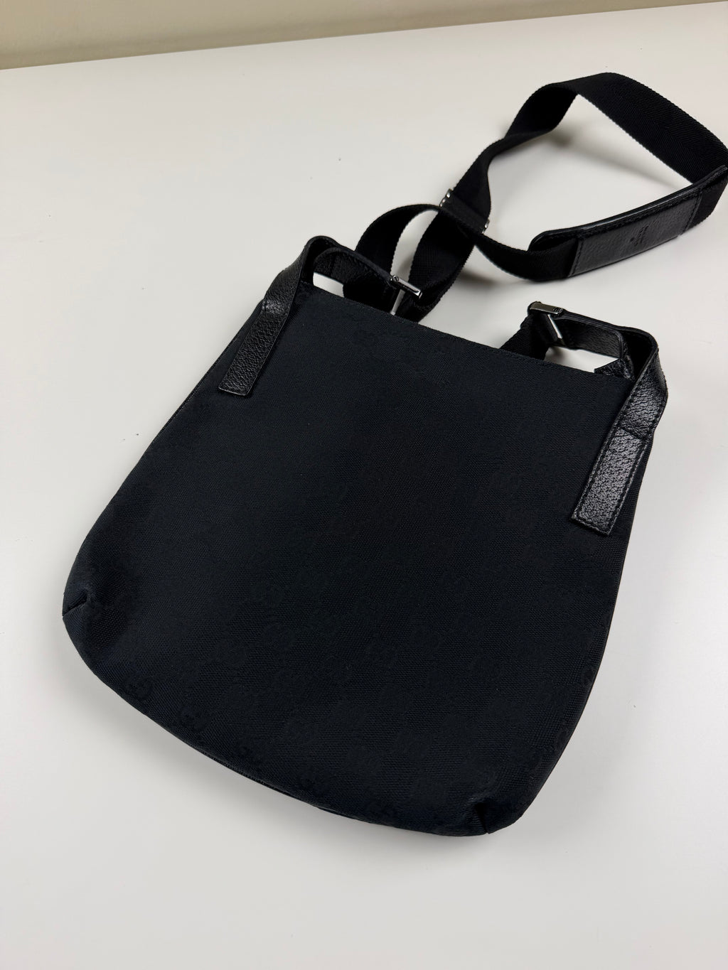 Gucci messenger bag black side bag