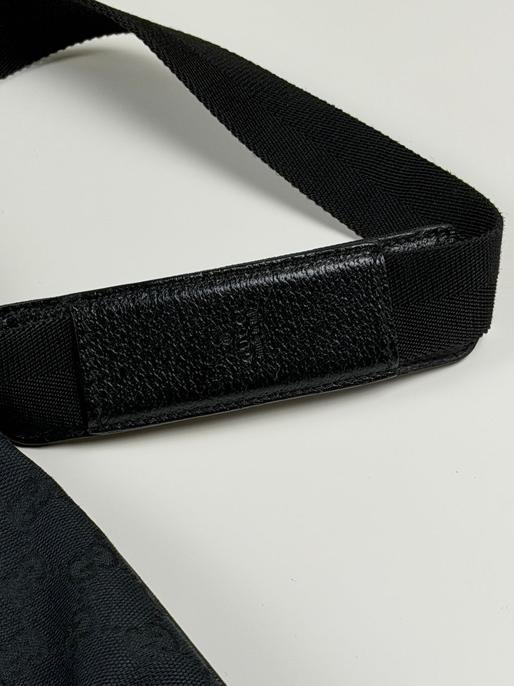 Gucci messenger bag black side bag
