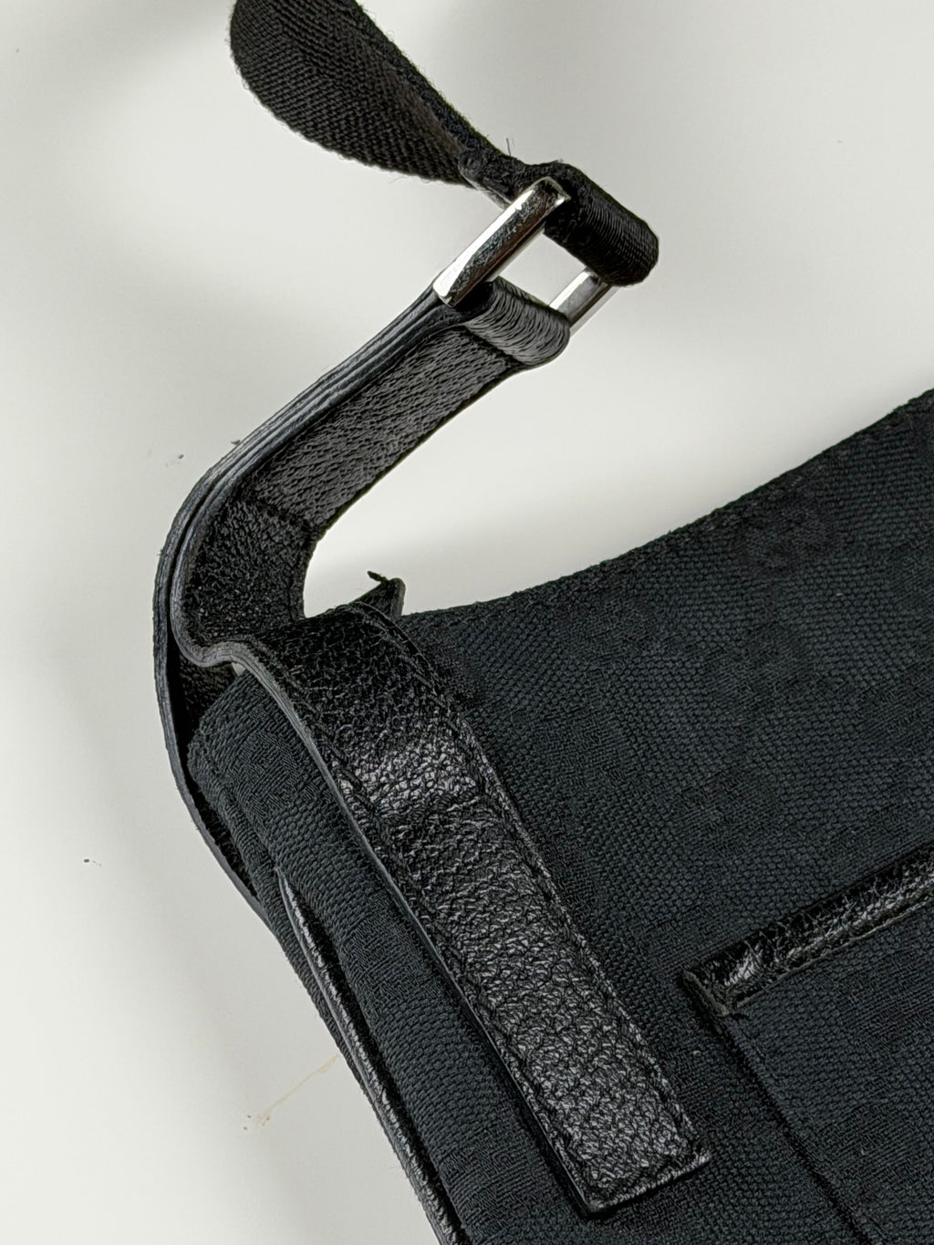 Gucci messenger bag black side bag